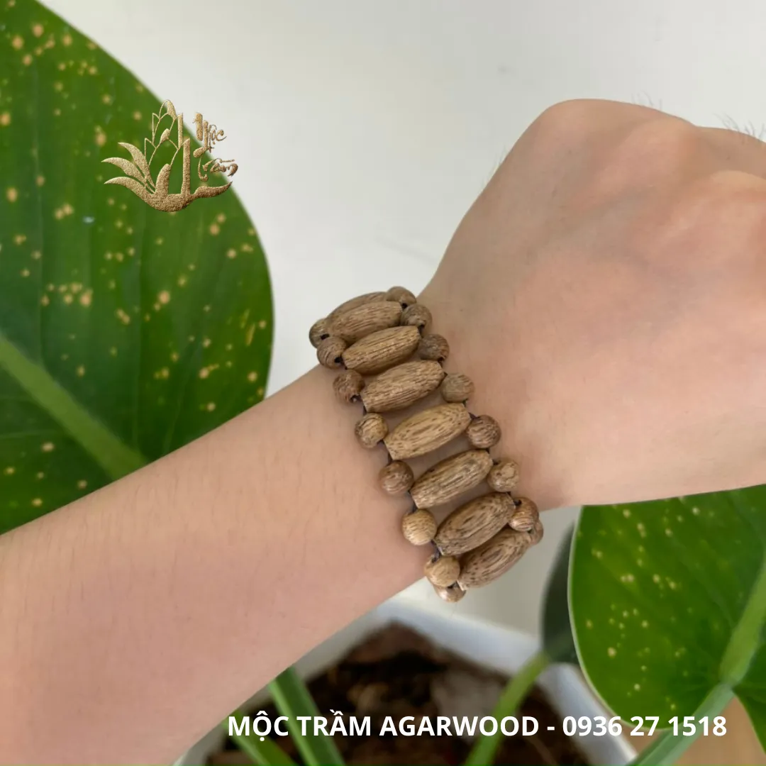 Vietnam Natural Agarwood Bracelet – Watch Strap Style with Cylinder &amp; Round Beads